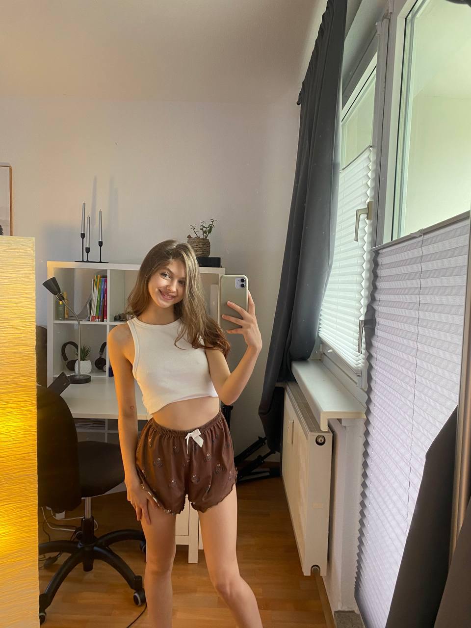 Go to Your princess’s chat room